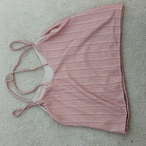 Express Cropped Tank - Picture 2 of 3